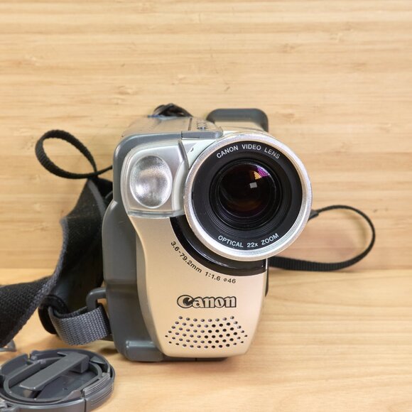 Canon ES75A Camcorder / Hi8 Video8 Handycam / 22x Optical Zoom / Tested - Picture 3 of 8